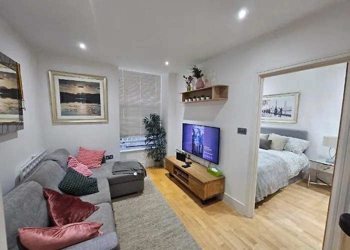 Apartment Hyde Park