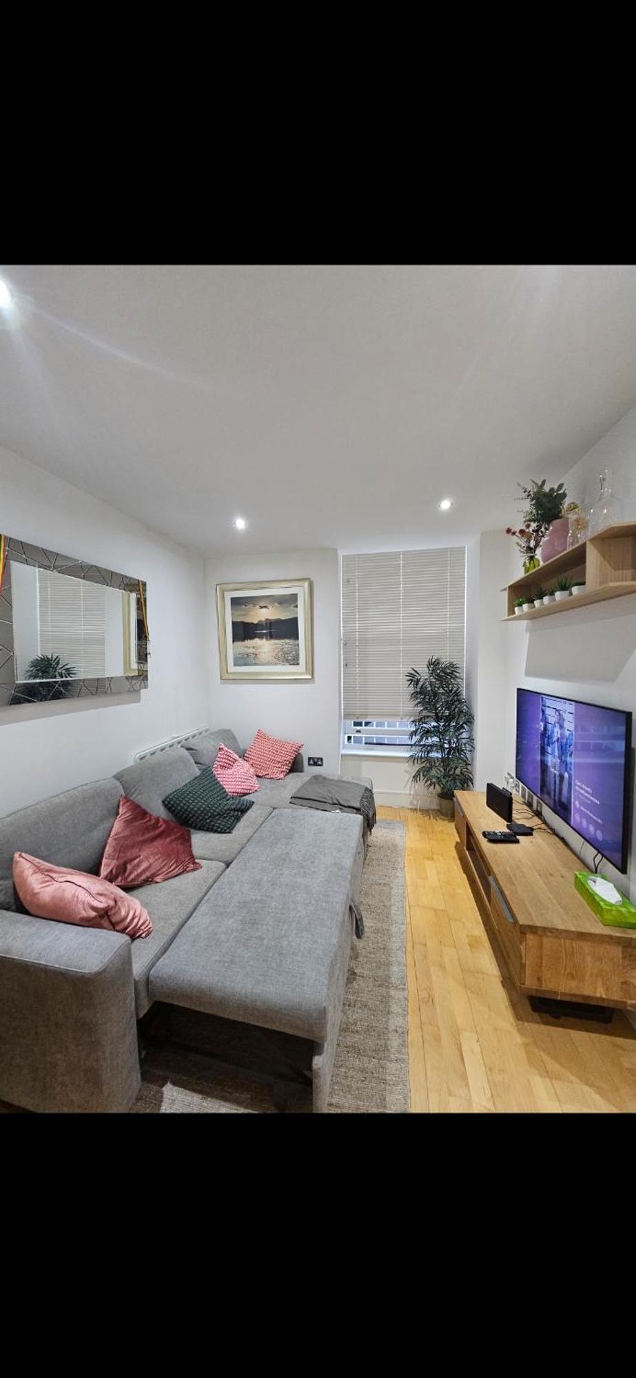 Hyde Park Apartment